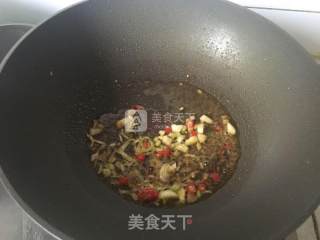凉拌洋葱木耳的做法步骤：5