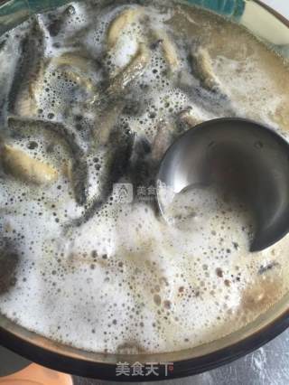 泥鳅茨实煲淮山的做法步骤：13
