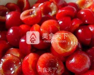 樱桃派的做法步骤：1