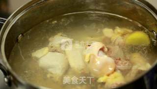 灵动美食|超下饭的懒人版新疆大盘鸡的做法步骤：2