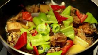 灵动美食|超下饭的懒人版新疆大盘鸡的做法步骤：7