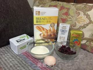 蔓越莓鲜奶吐司~面包机＋烤箱简单综合法的做法步骤：1