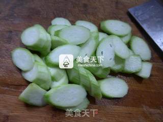 雪菜鸡蛋炒丝瓜的做法步骤：4