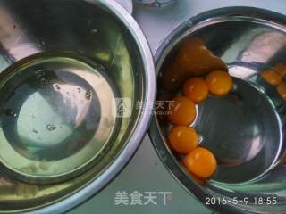 香橙蛋糕卷的做法步骤：4