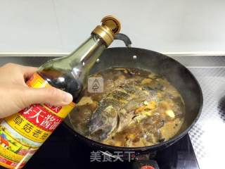 红烧罗非鱼的做法步骤：9