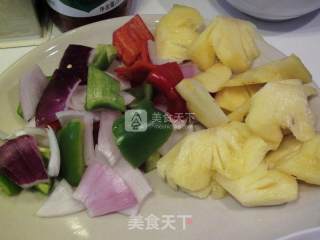 菠萝古老肉的做法步骤：2