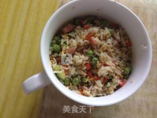 什锦炒饭的做法步骤：5