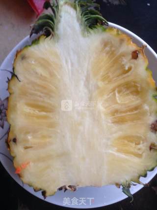 菠萝炒饭的做法步骤：1
