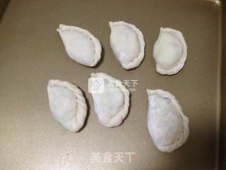 烤韭菜盒子的做法步骤：5