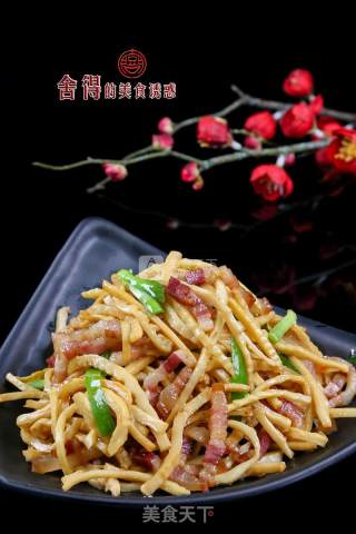 小菜一碟之【腊肉干笋丝】的做法步骤：5