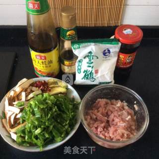 家常香干炒肉丝的做法步骤：1