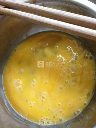 韭菜鸡蛋的做法步骤：2
