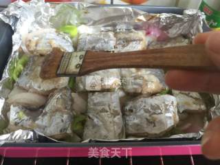 烤带鱼的做法步骤：9