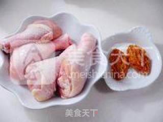 燕窝炖鸡汤的做法步骤：1