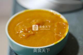 南瓜葡萄干软欧包的做法步骤：1