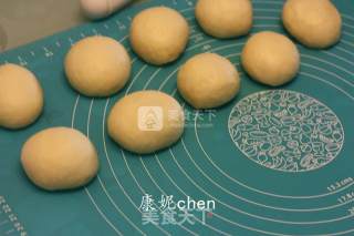 玉米培根芝士面包的做法步骤：4