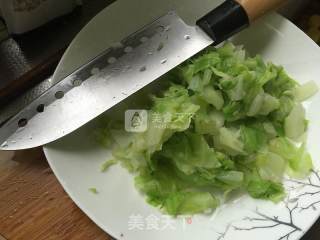 春卷春饼卷酱肘子的做法步骤：2