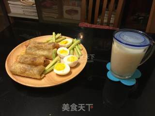 春卷春饼卷酱肘子的做法步骤：9