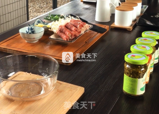 简妹小厨：墨椒金针菇肥牛卷的做法步骤：3