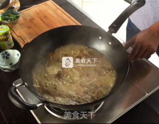简妹小厨：墨椒金针菇肥牛卷的做法步骤：10