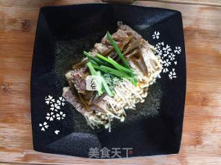 简妹小厨：墨椒金针菇肥牛卷的做法步骤：14