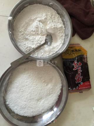 椰香糯米卷的做法步骤：1