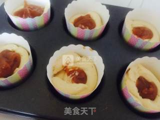 焦糖太妃纸杯蛋糕的做法步骤：14