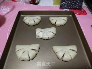 蜜豆花型面包的做法步骤：13