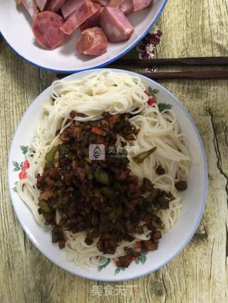 芦笋肉末拌面的做法步骤：5
