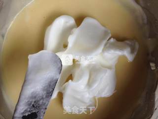 八寸戚风蛋糕的做法步骤：8