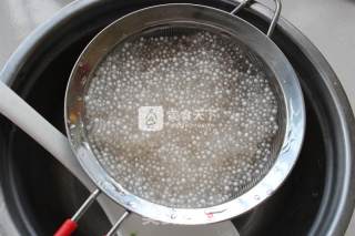 夏日清凉甜品——椰奶芒果西米露的做法步骤：4