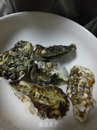 烤箱烤生蚝的做法步骤：1