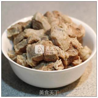酸甜美味---番茄牛腩面的做法步骤：3