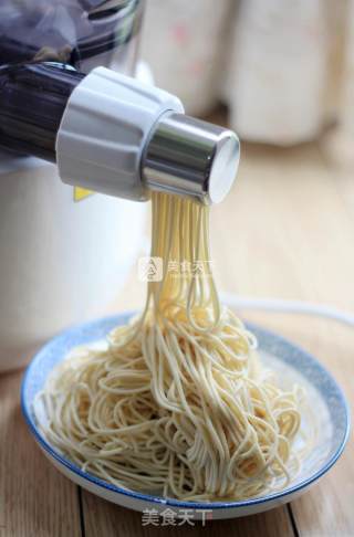 酸甜美味---番茄牛腩面的做法步骤：10
