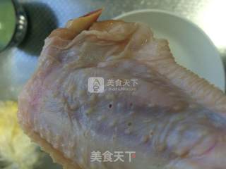 奥尔良烤鸡翅的做法步骤：2