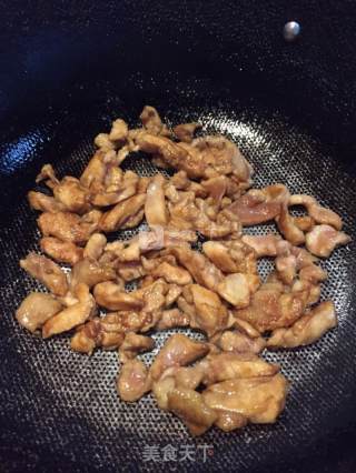 鲜菇鸡肉的做法步骤：2