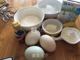 八寸鸭蛋戚风蛋糕的做法步骤：1