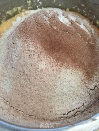 巧克力椰蓉纸杯蛋糕的做法步骤：4