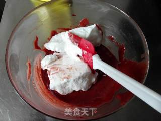 红丝绒蛋糕卷的做法步骤：7