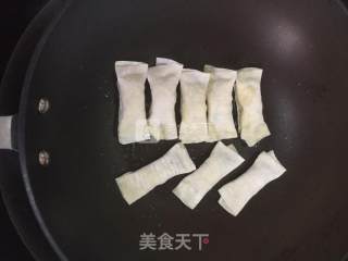 香煎三鲜卷的做法步骤：7
