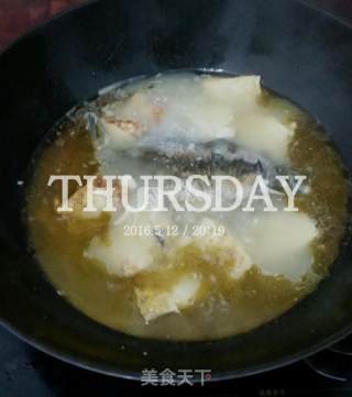 鲫鱼豆腐汤的做法步骤：4
