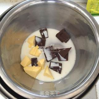 巧克力凹蛋糕的做法步骤：2