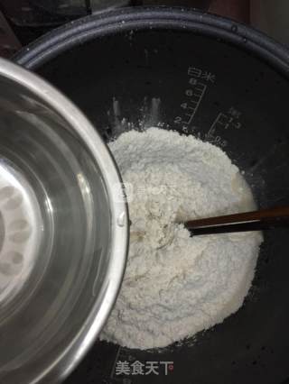 自制凉皮的做法步骤：1