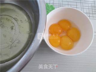 轻乳酪蛋糕的做法步骤：1