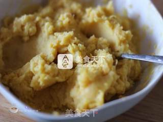 蔓越莓奶酪焗红薯的做法步骤：4