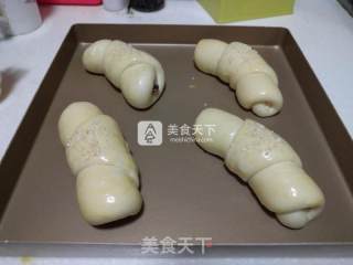 蔓越莓奶酪面包卷的做法步骤：22