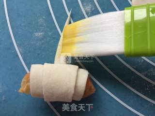 酥皮小火腿的做法步骤：7