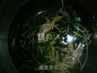 蛋皮卷的做法步骤：2
