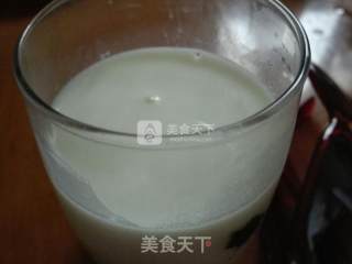 冰镇牛奶的做法步骤：1