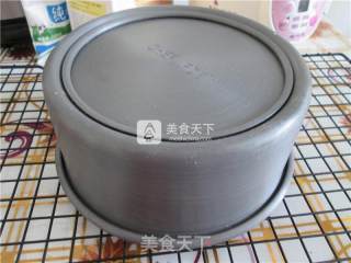 红丝绒戚风蛋糕的做法步骤：7